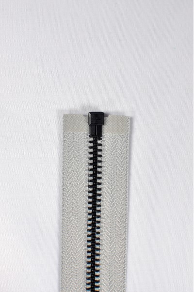 ZIP067  4號拉鏈 單頭拉鏈款式   黑古銅牙拉鏈款式  開尾拉鏈  不設單獨拉鍊訂購 後面照